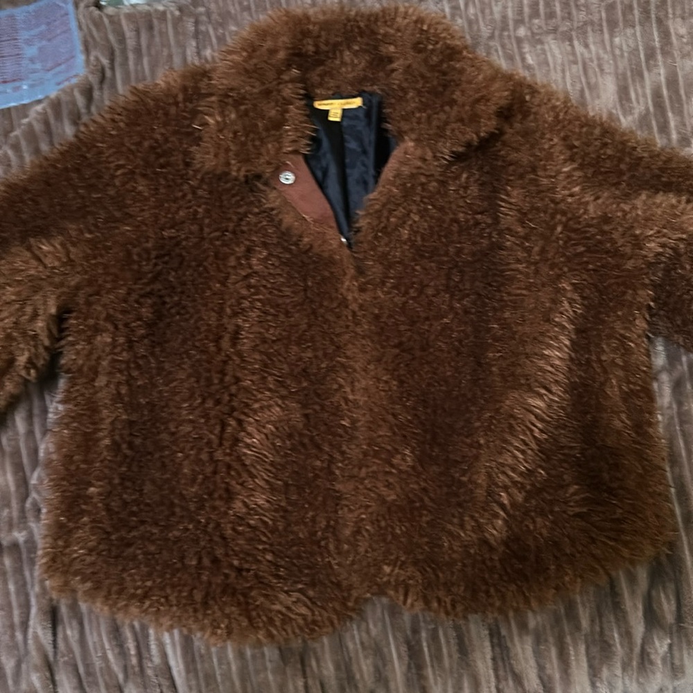 Refinery29 eloquit fuzzy fur jacket sooooooo soft ! Great style jacket size14-16